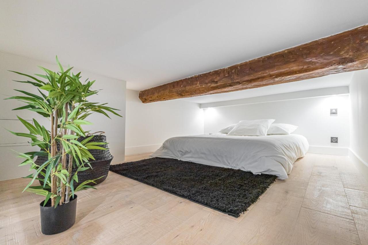 12 Bunico - Studio Duplex - Vieux Nice - 100M De La Merアパートメント エクステリア 写真