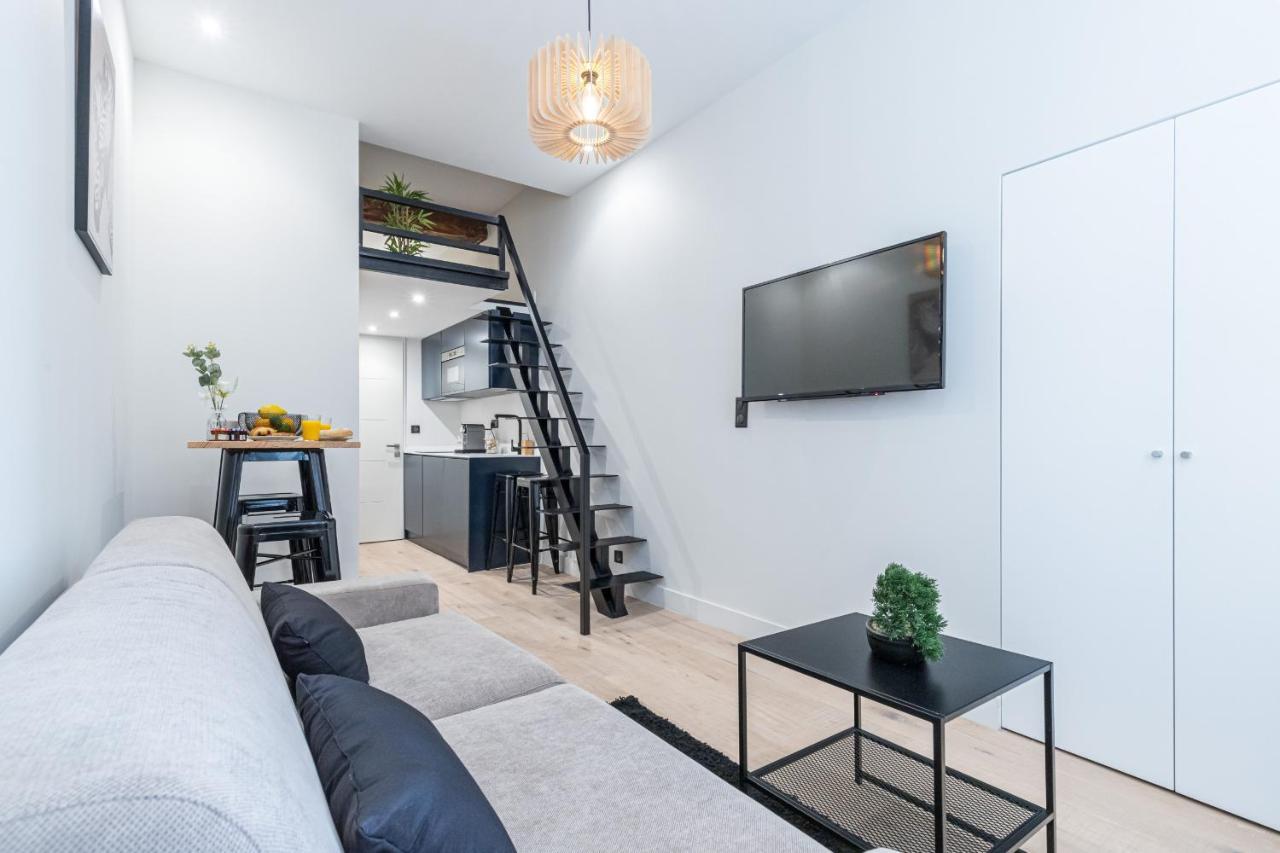 12 Bunico - Studio Duplex - Vieux Nice - 100M De La Merアパートメント エクステリア 写真